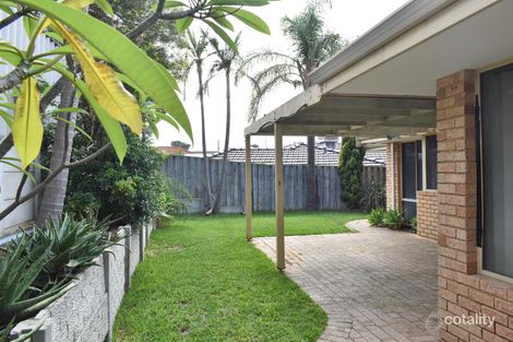 37b Dover Rd, Scarborough, WA 6019