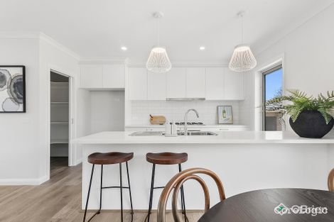 Property photo of 2/5 Moomba Street Mornington VIC 3931