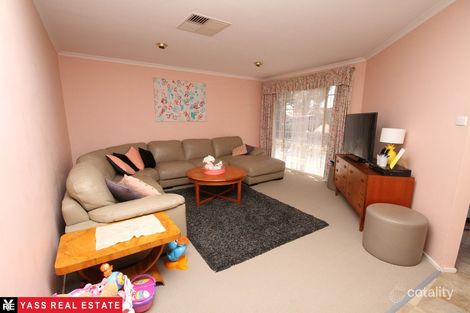 Property photo of 19 Merriman Drive Yass NSW 2582