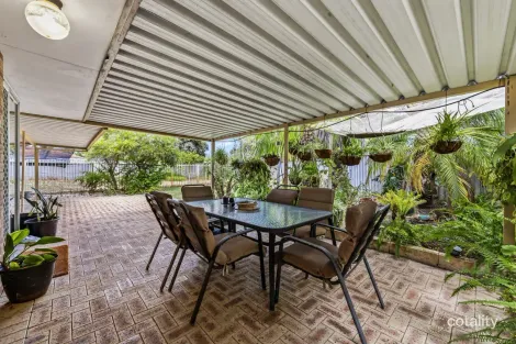 Property photo of 10 Scutti Place Koondoola WA 6064