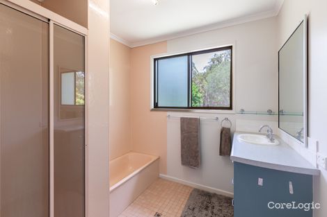 Property photo of 2208 Round Hill Road Round Hill QLD 4677