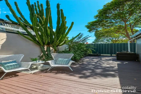 Property photo of 2 Dudley Street Footscray VIC 3011