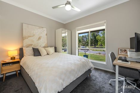 Property photo of 6 Mitta Crescent Narangba QLD 4504