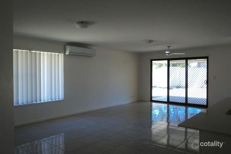 Property photo of 6 Cedar Court Dugandan QLD 4310