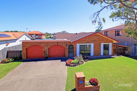 17 Bedivere St, Carindale, QLD 4152