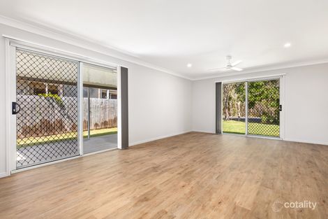 Property photo of 16 Wave Court Toogoom QLD 4655