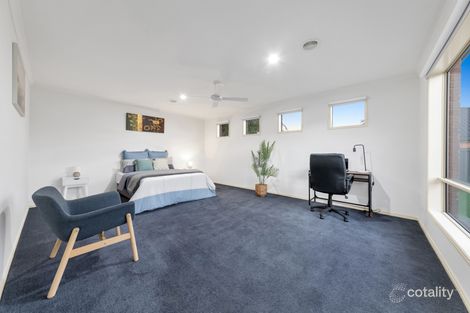 Property photo of 17 Dawson Crescent Manor Lakes VIC 3024