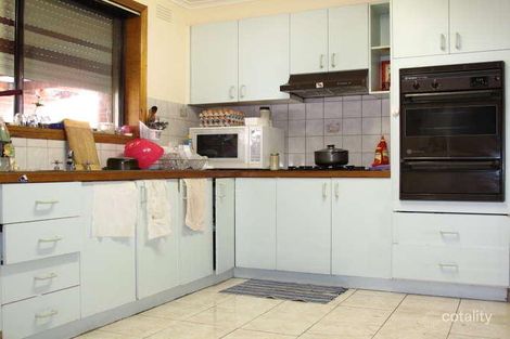 Property photo of 1 Emerald Drive Springvale VIC 3171