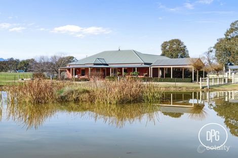 Property photo of 76 Graves Road Mansfield VIC 3722