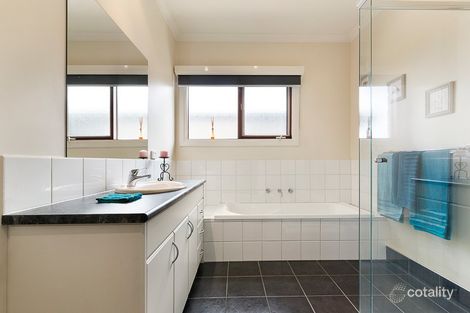 Property photo of 29-31 Laurimar Hill Drive Doreen VIC 3754