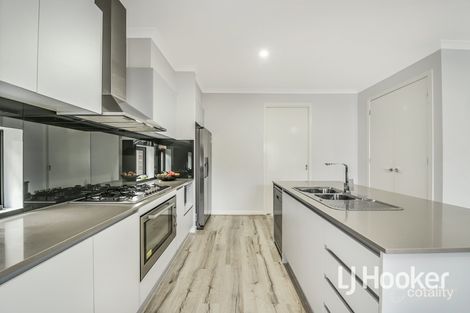 Property photo of 118 Lineham Drive Cranbourne East VIC 3977