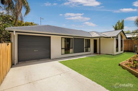 Property photo of 11 Pendula Place Corinda QLD 4075