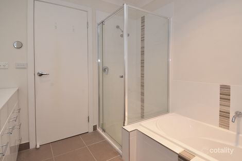 Property photo of 3 Lidgate Avenue Rowville VIC 3178