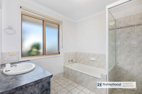 Property photo of 17 Cashel Crescent Banora Point NSW 2486