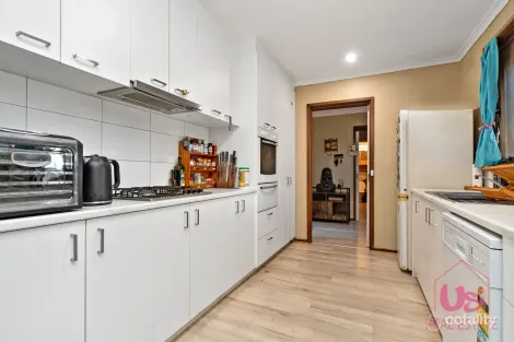 Property photo of 31 Golf Links Road Frankston VIC 3199