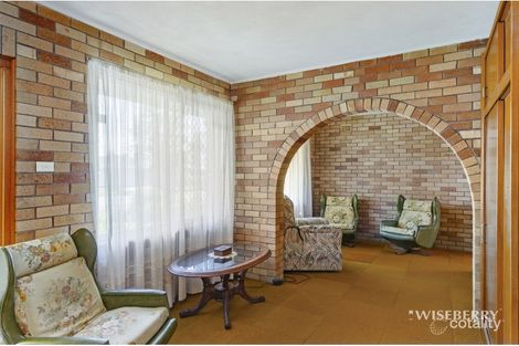 Property photo of 6 Avonlea Avenue Gorokan NSW 2263