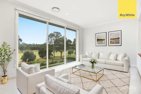 Property photo of 34 Aspect Crescent Colebee NSW 2761