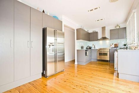 Property photo of 28 Madison Drive Adamstown Heights NSW 2289