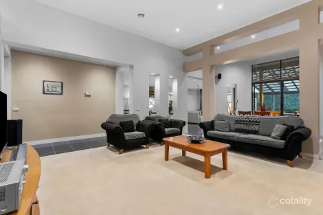 Property photo of 18 Cumberland Drive Mount Martha VIC 3934