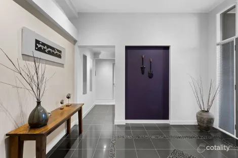 Property photo of 18 Cumberland Drive Mount Martha VIC 3934