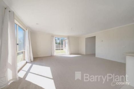 Property photo of 2/48 Railway Avenue Bunyip VIC 3815