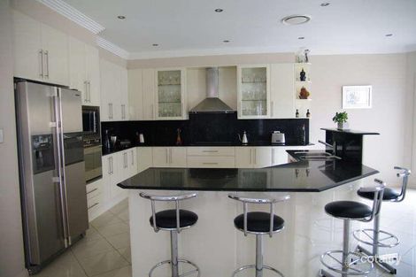 Property photo of 9 Streeton Place Casula NSW 2170