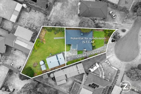 Property photo of 10 Ashton Place Pakenham VIC 3810