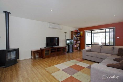 Property photo of 7 James Court Kangaroo Flat VIC 3555