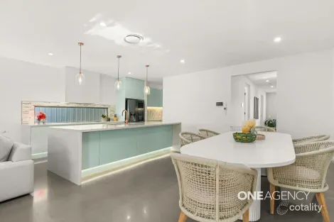Property photo of 24 Old Bass Point Road Shellharbour NSW 2529