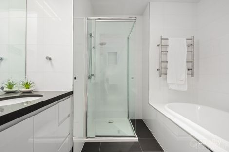 Property photo of 5 The Avenue Ocean Grove VIC 3226