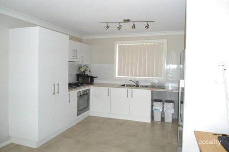 Property photo of 8 Garland Place Young NSW 2594