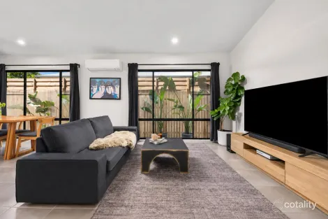 Property photo of 22 Archibald Crescent Nirimba QLD 4551