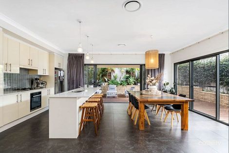 Property photo of 36 Hampshire Boulevard Spring Farm NSW 2570