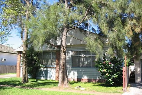 18 William St, New Lambton, NSW 2305
