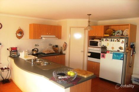 Property photo of 51 Wyperfeld Circuit Caroline Springs VIC 3023