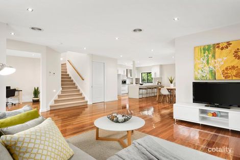 Property photo of 5 Lily Pond Place Doncaster East VIC 3109