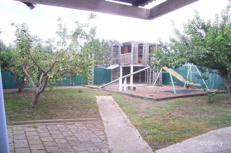 Property photo of 18 Apollo Place Whittington VIC 3219