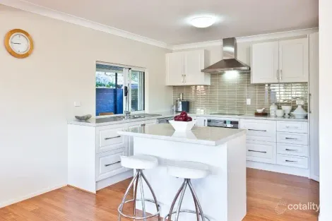 Property photo of 2A Daniel Court Scarborough QLD 4020