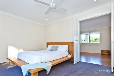 Property photo of 2A Daniel Court Scarborough QLD 4020