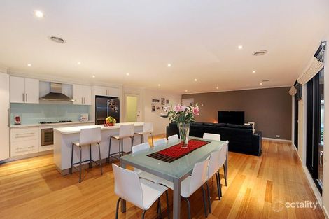 Property photo of 4 Ashfield Drive Berwick VIC 3806