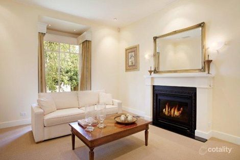 Property photo of 1 Cochran Avenue Camberwell VIC 3124