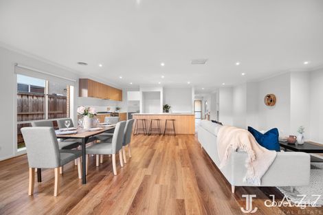Property photo of 27 Yosemite Street Point Cook VIC 3030
