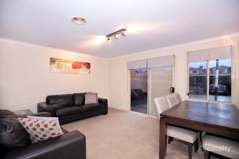 Property photo of 24 Boyden Square Roxburgh Park VIC 3064