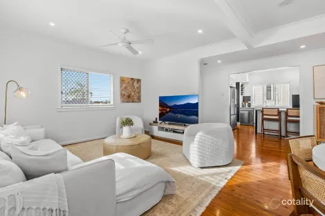 Property photo of 69 Sibley Road Wynnum West QLD 4178
