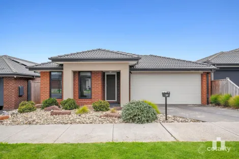 18 Lucknow Dr, Beveridge, VIC 3753