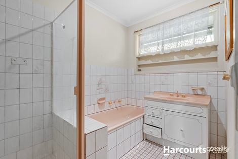 Property photo of 80 Circle Drive North Cranbourne VIC 3977