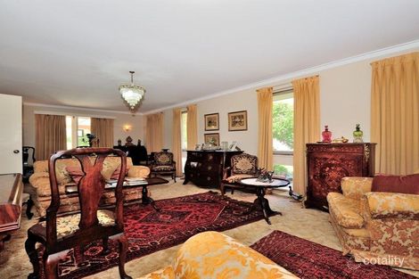 Property photo of 18 Brendon Way Karrinyup WA 6018