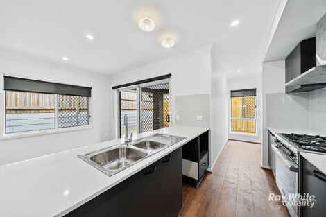 Property photo of 46 Bethanga Way Spring Mountain QLD 4300