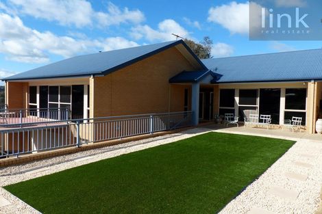 Property photo of 17A Florence Crescent West Albury NSW 2640