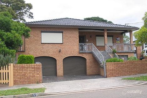 19 Seymour St, Croydon Park, NSW 2133